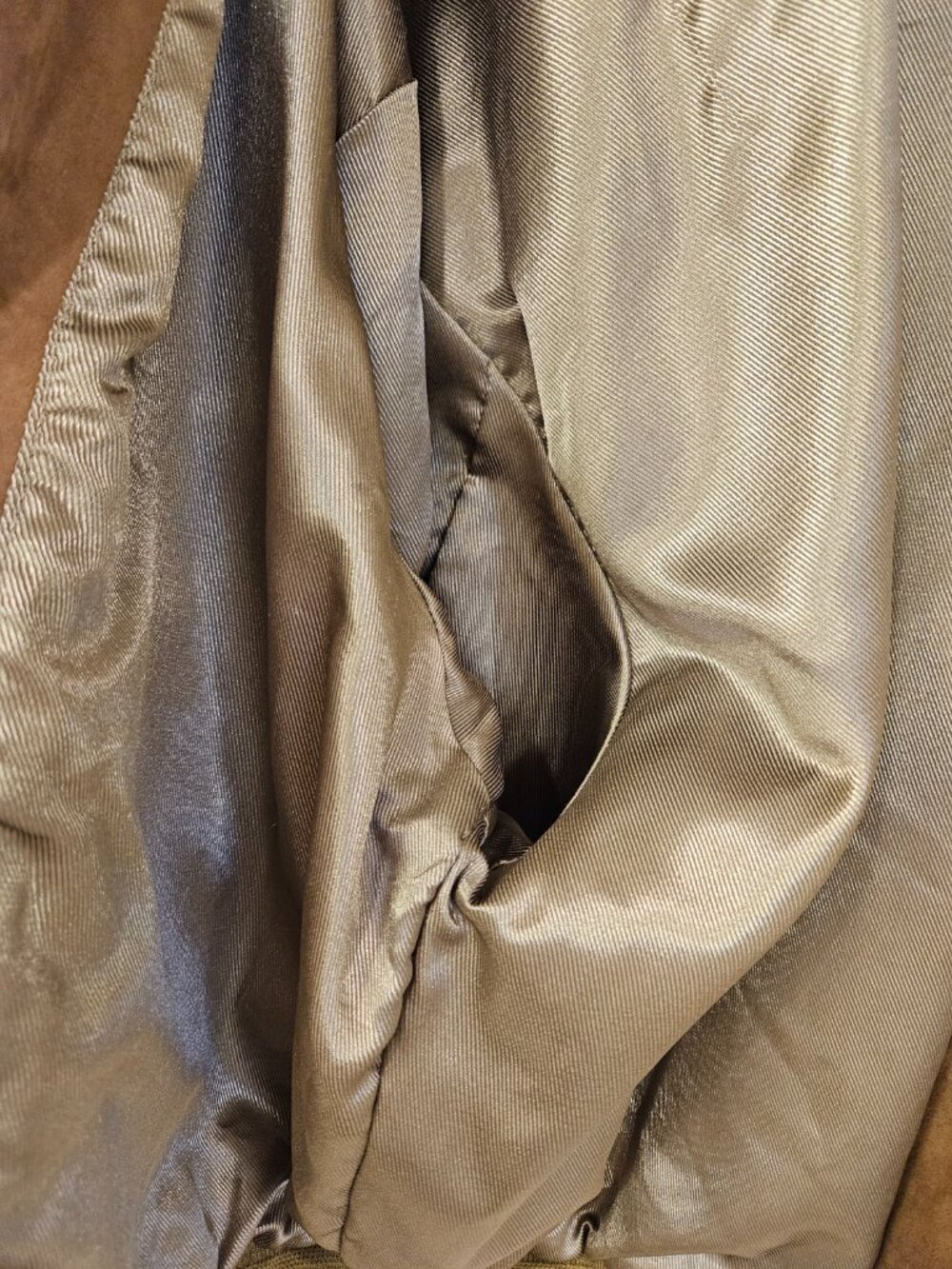 SAKS FIFTH AVE MENS SUPPLE GOAT SKIN SUEDE Carmel Brown Button Up Size 40 US M - Picture 4 of 9